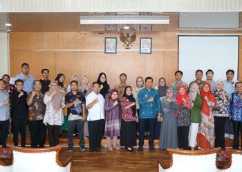 PENANDATANGANAN PK 2024 ANTARA DEKAN DAN PARA UNSUR PIMPINAN