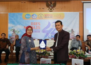 Dekan FH UNIB Meresmikan Peluncuran Buku Karya Tulis Dosen