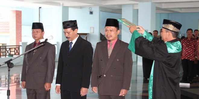 Pelantikan Wakil Dekan Fakultas Hukum Universitas Bengkulu 2015-2019